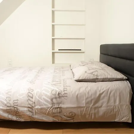 Appartamento Cosy Champs Elysees Parigi