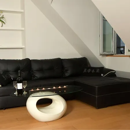 Cosy Champs Elysees Appartamento *