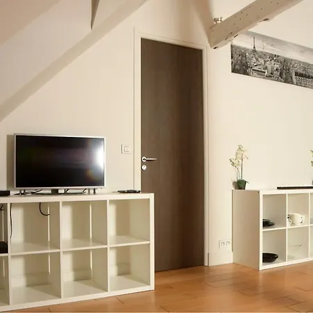 Cosy Champs Elysees Appartamento *